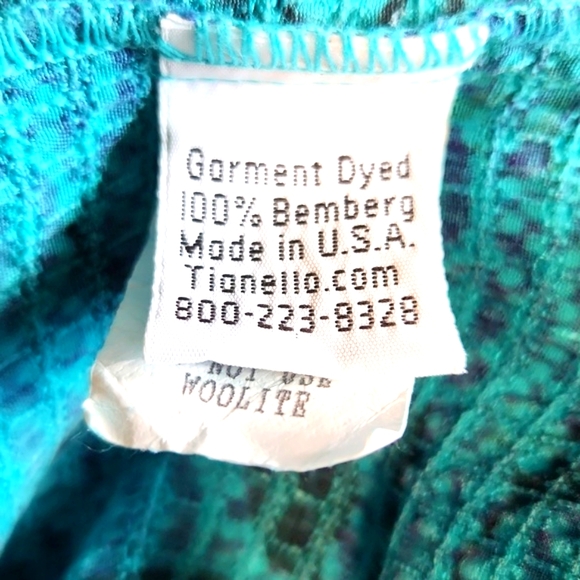 Tianello Mumbai 100% Bemberg Cupro Gorgeous Vibrant Floral Vest Size Medium EUC - Picture 11 of 16